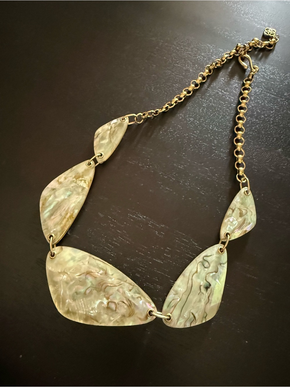 Kendra Scott McKenna Vintage Gold Statement Necklace in White Abalone